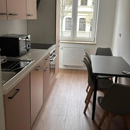 Guenstige Und Gemuetliche Ferien- Und Monteurswohnungen Mitten Im Leipziger Zentrum Appartamento Lipsia